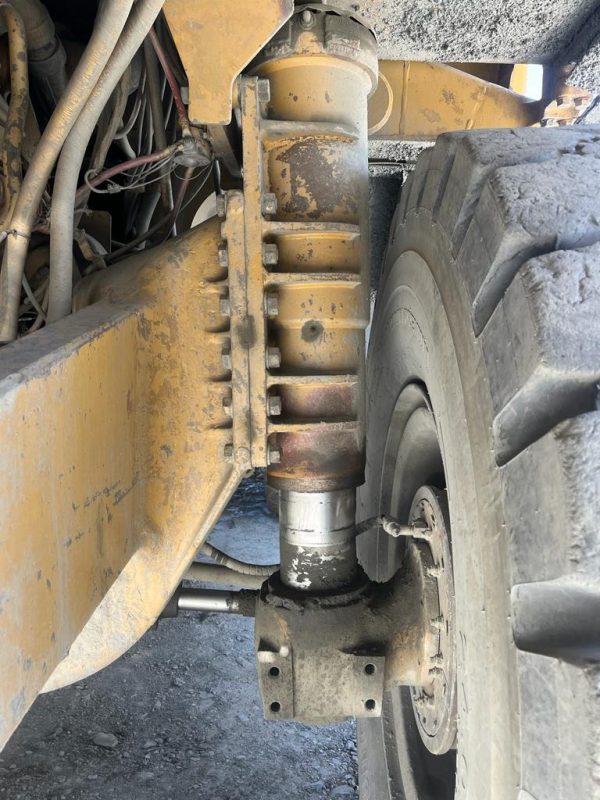 DUMPER CATERPILLAR 773B - Imagen 6