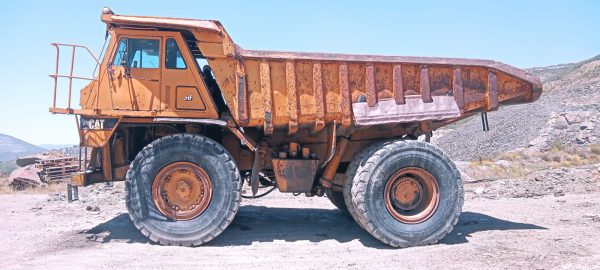 DUMPER CATERPILLAR 773B