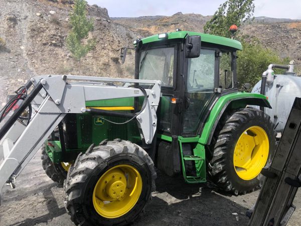 TRACTOR JOHN DEERE 6100 - Imagen 5