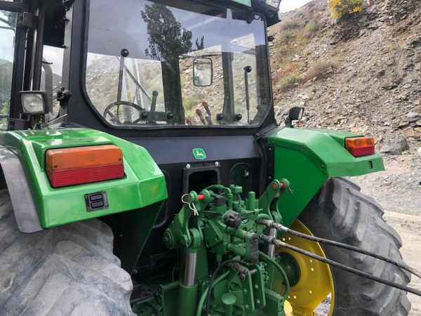 TRACTOR JOHN DEERE 6100 - Imagen 6