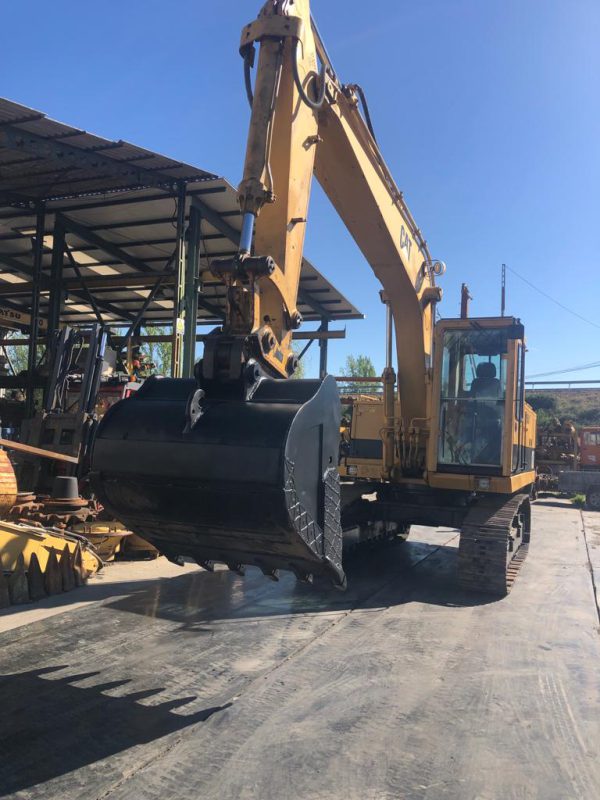 Caterpillar 215